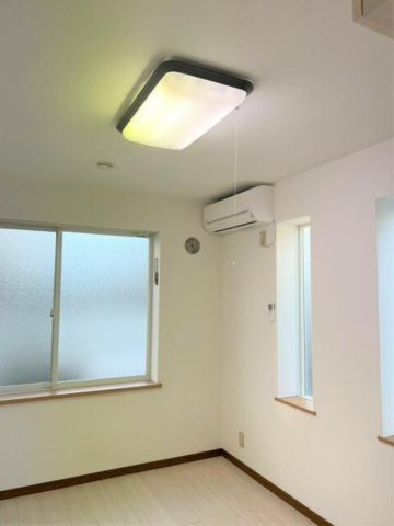 東京都中野区1棟売りアパート【シエスタ松が丘】の洋室