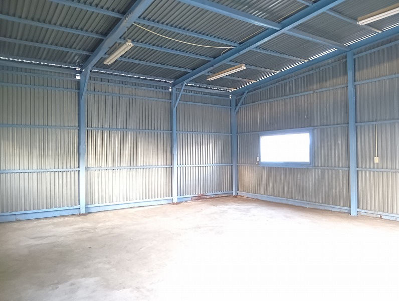 マリー倉庫・深見台の内装