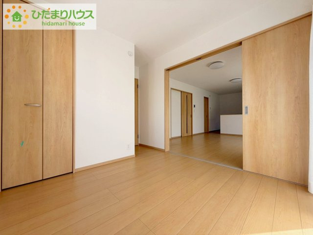 ひたちなか市相金町　新築戸建の洋室|お掃除しやすく、清潔感を保てるのでダニも発生しにくいフローリング♪