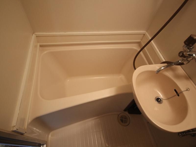 メゾンモアーの浴室