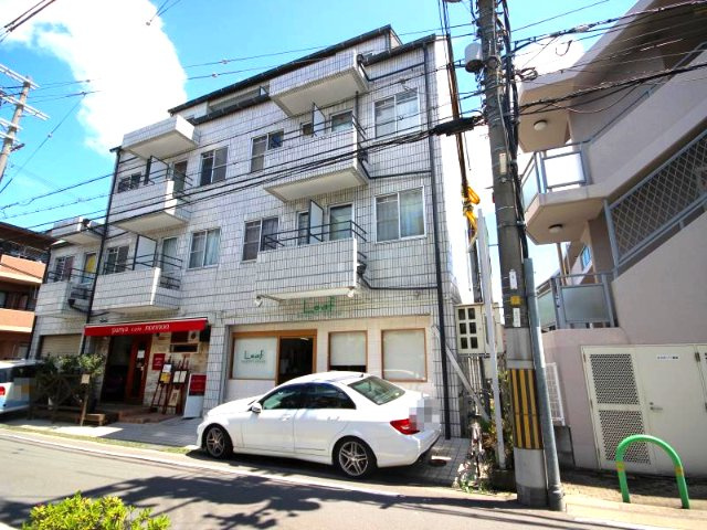 メゾンモアーの外観