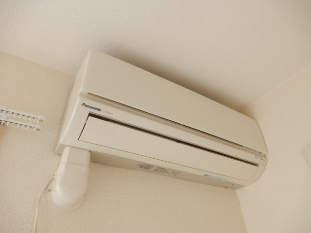 パルティーダ・イーストの設備