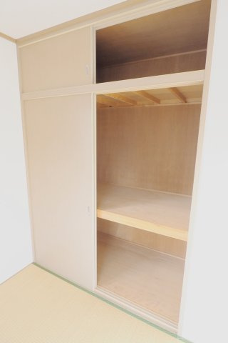 ウインディア西山本の収納