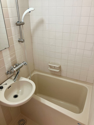 【浴室】 | ライオンズマンション板橋 | コンパクトで使いやすいお風呂です