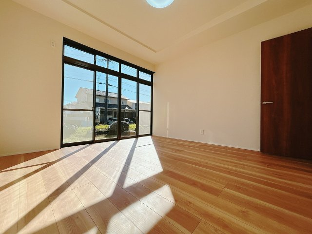 リフォーム済中古戸建　大垣市新長松2丁目　昭和54年築の洋室