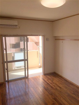 【洋室】 | シャインモリアキ | ※写真と現状が異なる場合がございます