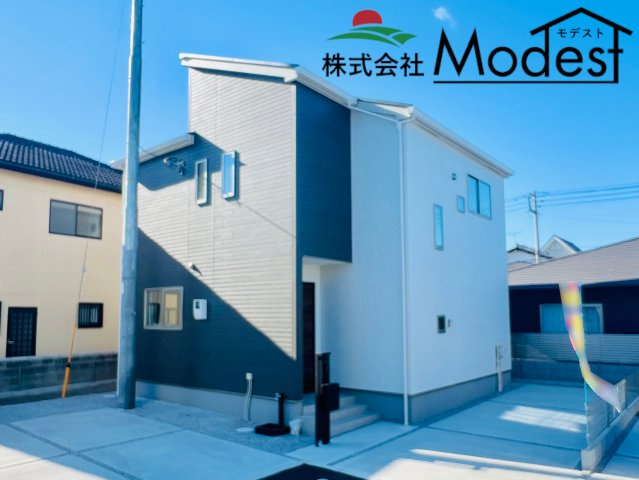 高崎市下小鳥町の外観|年中無休で平日の仕事終わり夜２０時まで受付可能です。
事前のご予約がオススメです。お気軽にお問い合わせください。
