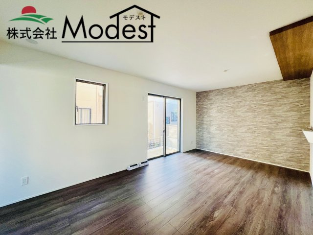 高崎市下小鳥町の居間・リビング|16帖の開放的なリビング♪