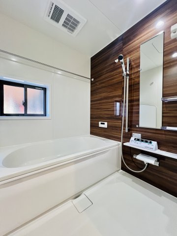 高崎市下小鳥町の浴室|高級感溢れるユニットバスで１日の疲れも癒されます♪