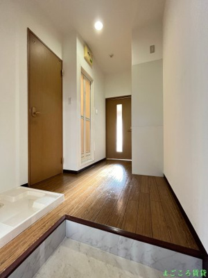 【玄関】 | レスポワル新町