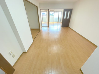 【居間・リビング】 | イプシロンＡ棟　312 | ※内観写真は従前契約者がご入居前（2023．11）撮影分