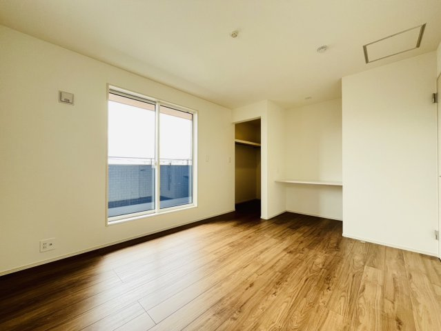 豊明市二村台7丁目8番2『仲介手数料無料』新築戸建ての洋室