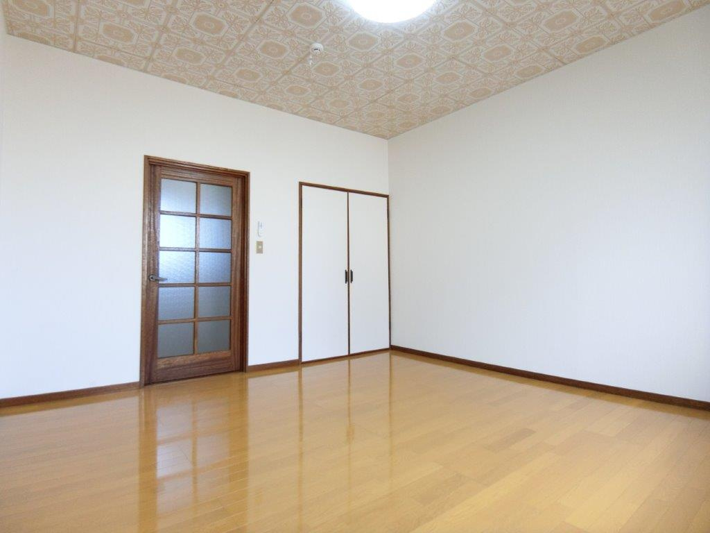 エスペランサスゴの居間・リビング