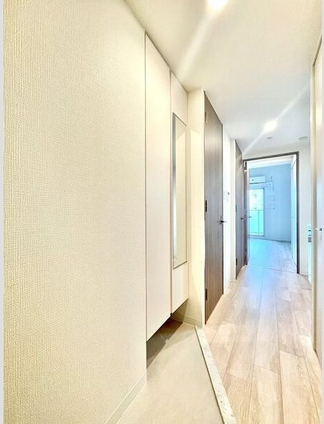 エスリード千種パークフロントの玄関