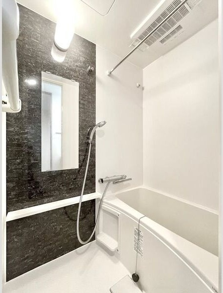 エスリード千種パークフロントの浴室