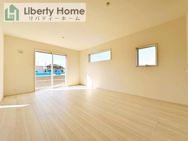 古河市諸川第13　新築戸建　１号棟の居間・リビング