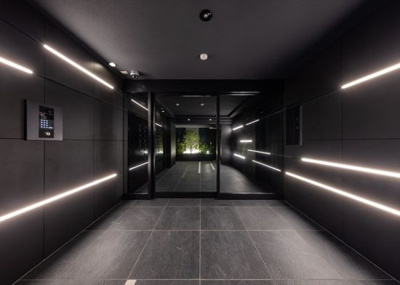 【エントランス】 | DIPS明大前