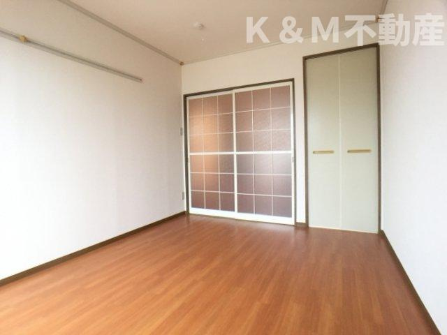 ロイヤルタウン泉　Ｃの居間・リビング|類似間取り