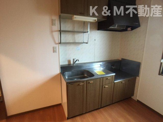 ロイヤルタウン泉　Ｃのキッチン|類似間取り