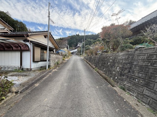 【前面道路含む現地写真】 | 笠間市福原5LDK中古住宅