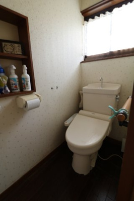 【トイレ】 | 笠間市福原5LDK中古住宅