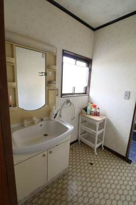 【独立洗面台】 | 笠間市福原5LDK中古住宅