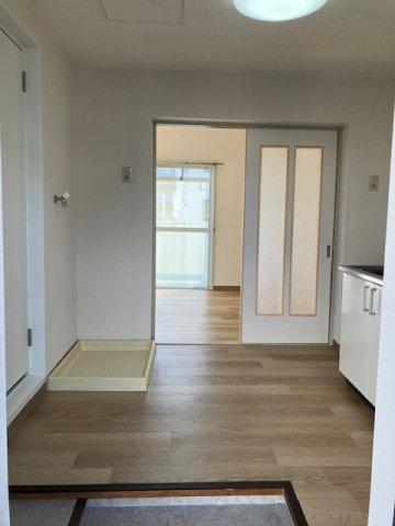 神部ハイツの玄関