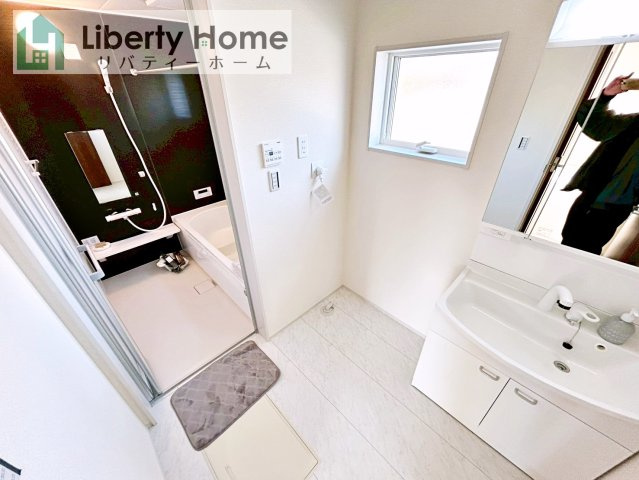 古河市諸川第13　新築戸建　2号棟の脱衣所