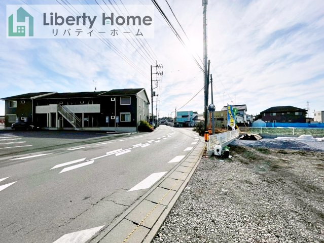 古河市諸川第13　新築戸建　2号棟の前面道路含む現地写真