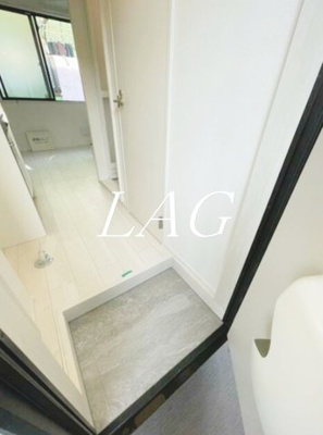 【玄関】 | LEDミラージュ | 玄関です。