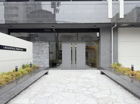 S-RESIDENCE大和田alineのエントランス