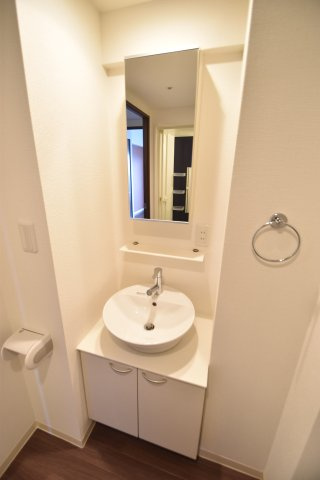 大阪市都島区東野田町４丁目の賃貸マンションの洗面所