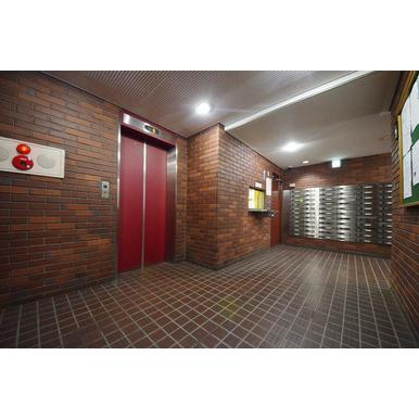 ラフィネお茶の水のロビー