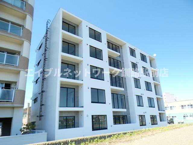 グレイス・レクシアの外観