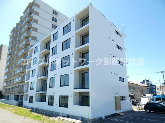 グレイス・レクシアの外観