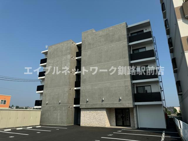 グレイス・レクシアの外観