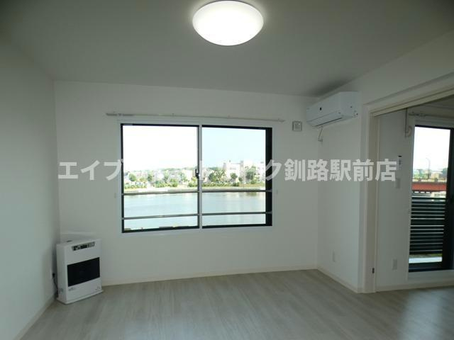 グレイス・レクシアの居間・リビング