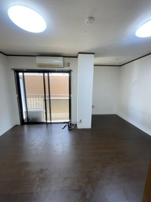 【居間・リビング】 | アイランド | 別号室参考写真(反転)