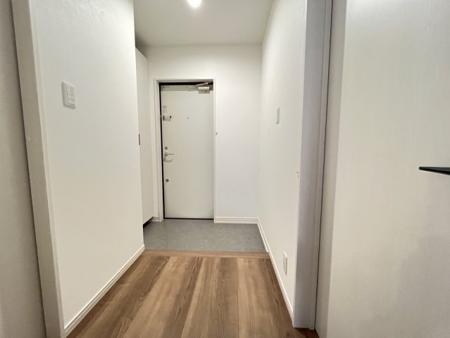 Class-A長瀬の玄関