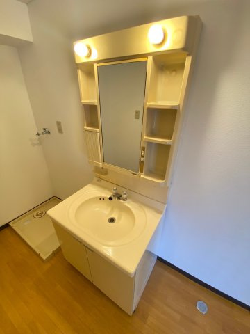 【独立洗面台】