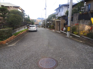 【前面道路含む現地写真】 | 川西市けやき坂３丁目　中古ー戸建て