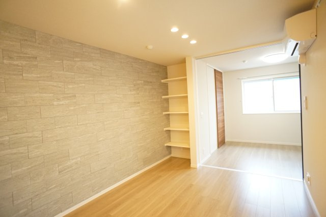 ライムストーン新大宮の居間・リビング