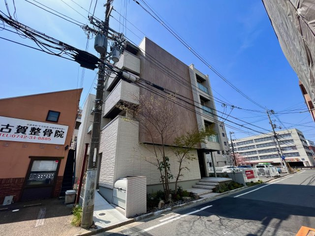 ライムストーン新大宮の外観