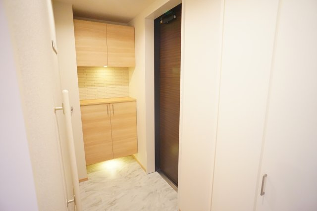 シャーメゾン　コンフォーザの玄関