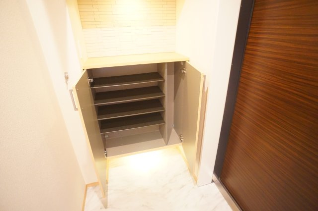 シャーメゾン　コンフォーザの収納