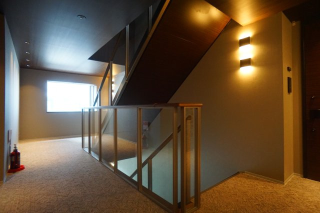 シャーメゾン　コンフォーザのロビー