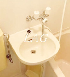 【洗面所】 | クリオ新子安ファースト | 洗面台です。