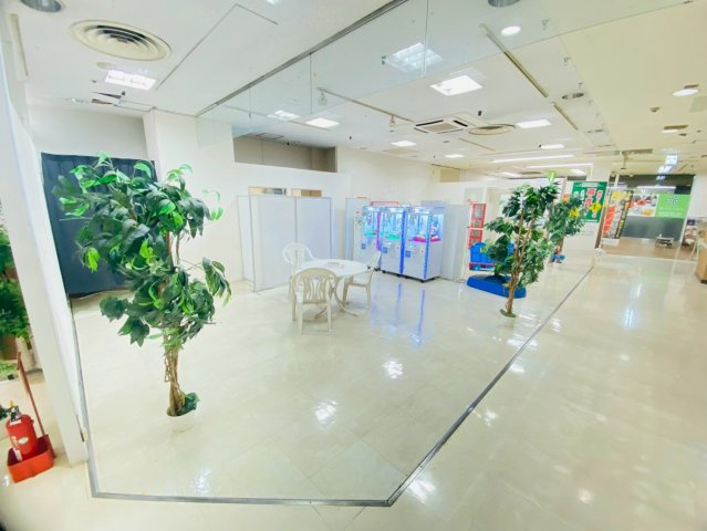 岡崎シビコの内装