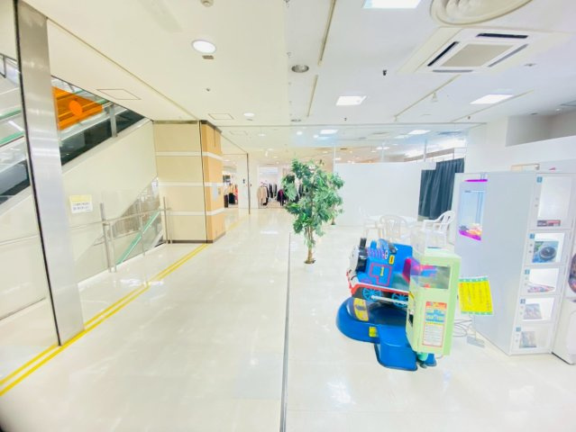 岡崎シビコの内装