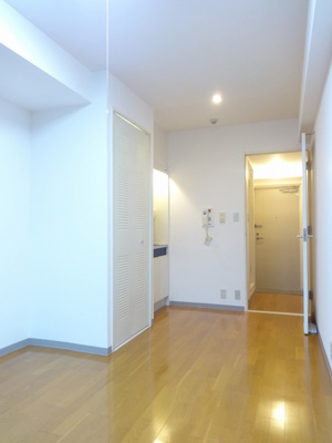 【居間・リビング】 | ライオンズマンション志村坂上第２ | ゆったりとしたリビングです